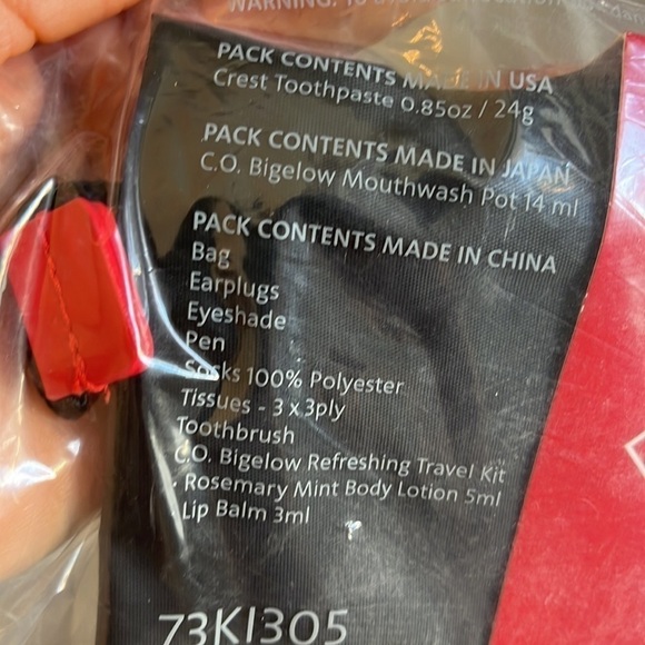 American Airlines Cole Haan Amenity Kit Bag NWT 2018 Red Black Filled - Picture 6 of 7